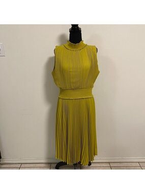 Nanette Lenore Pleated Smocked Dress Yellow Plus Size 14